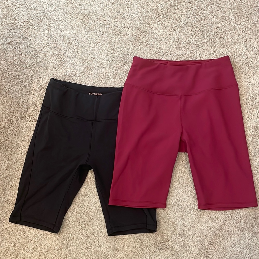 2 pairs of 9inch short leggings